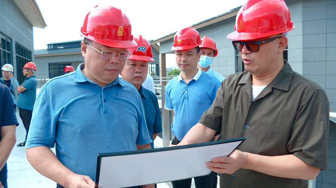 刘杨调研微电影小镇建设工作
