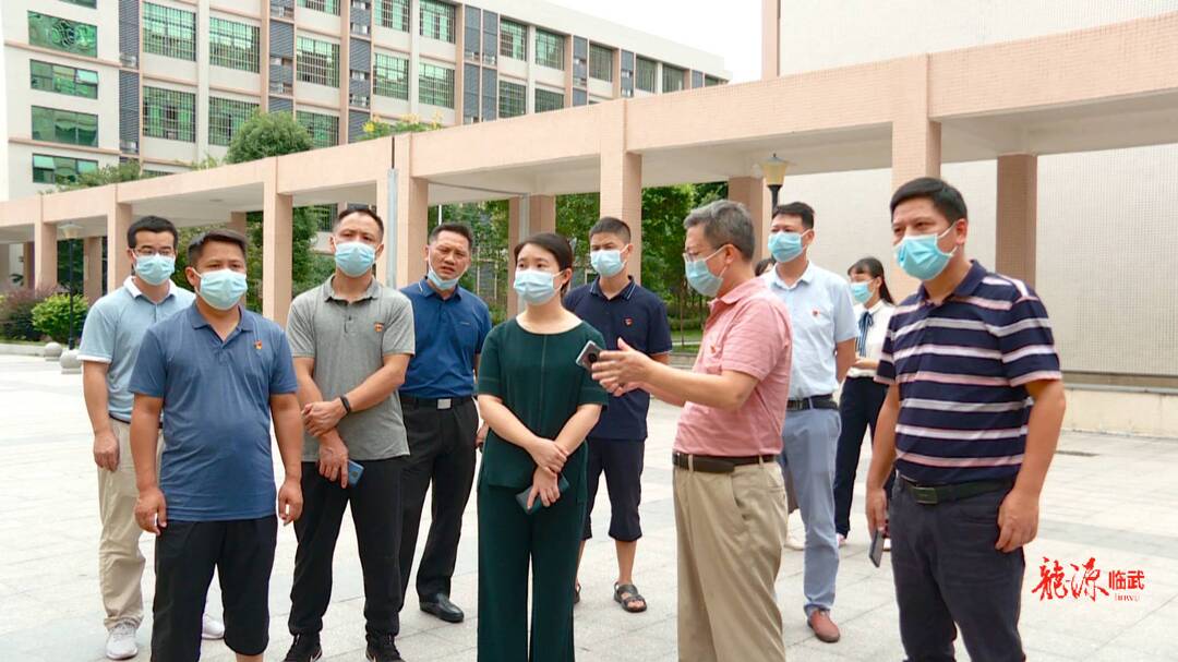 尹海莲调研秋季开学工作