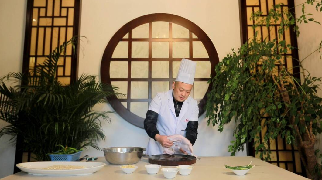 临武全鸭宴：酱板鸭撬动出来的产业链