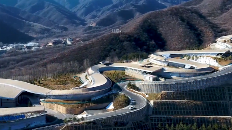 北京冬奥会场馆建设纪录片《筑梦冬奥》
