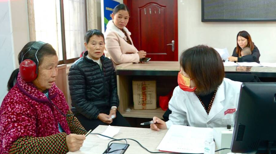 第30个国际残疾人日：爱心助残 携手同行