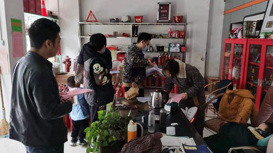 武水镇：“地毯式”排查为安全护航