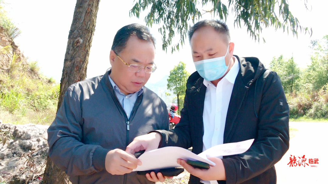 刘杨到金江水东汾市开展暗访检查：确保清明期间社会大局稳定和群众健康安全