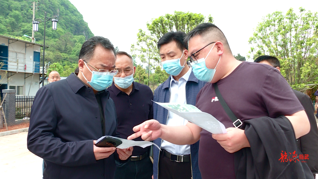县委书记刘杨再擂项目攻坚鼓