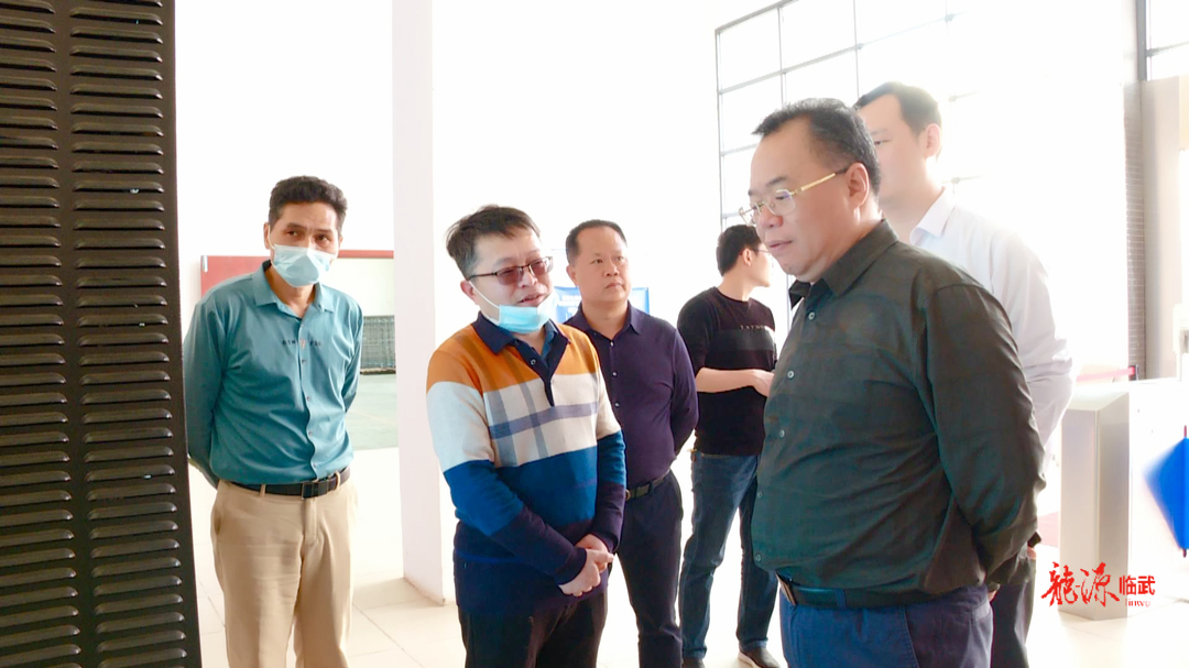 刘杨到产业开发区调研企业发展：克服困难 坚定信心 努力把企业做大做强