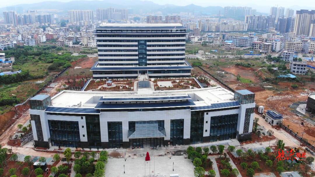 聚焦十大重点工作·项目大会战｜谭晓亮调研县中医医院整体搬迁建设项目