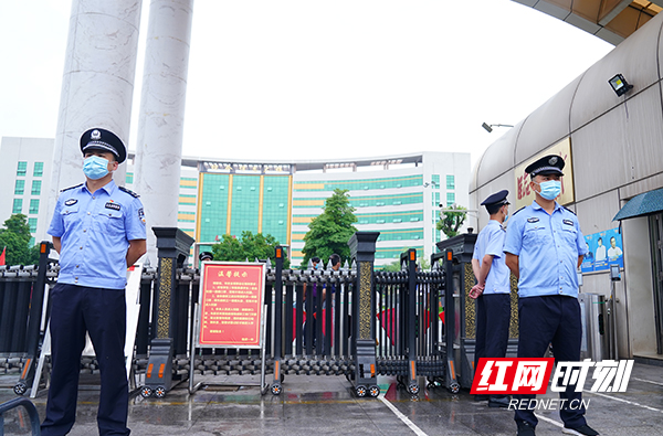 【红网时刻】临武：社会各界齐心合力 为高考保驾护航