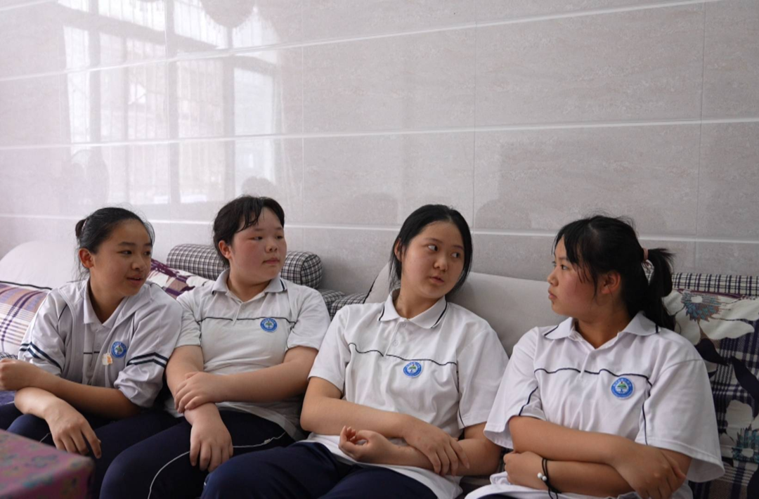 李沂珈：让生命像花儿一样绽放