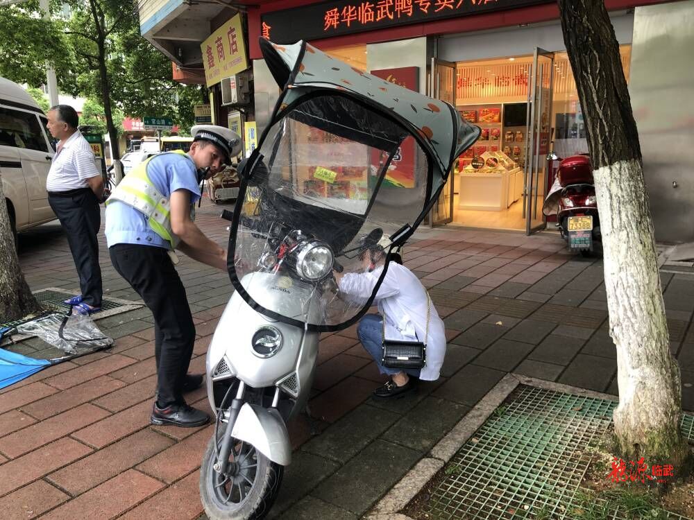 临武县交警队：整治交通顽瘴痼疾助力文明城市创建