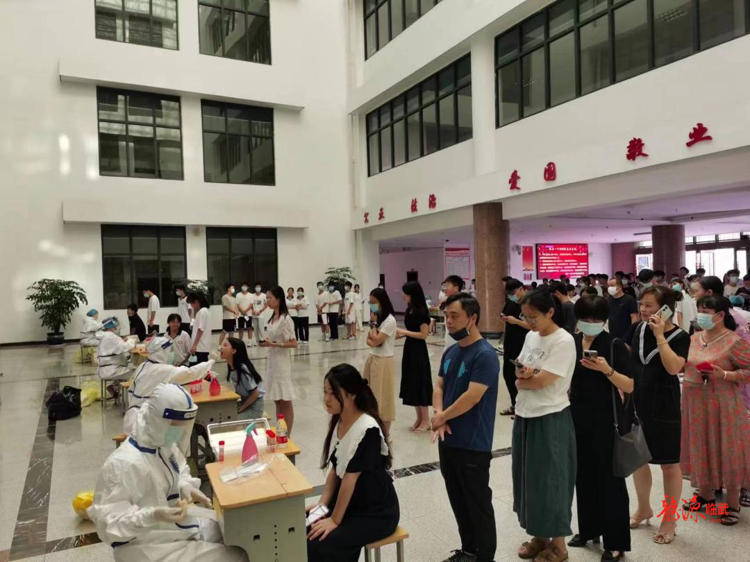 聚焦十大重点工作·风险大防控｜严守“疫”线护航开学
