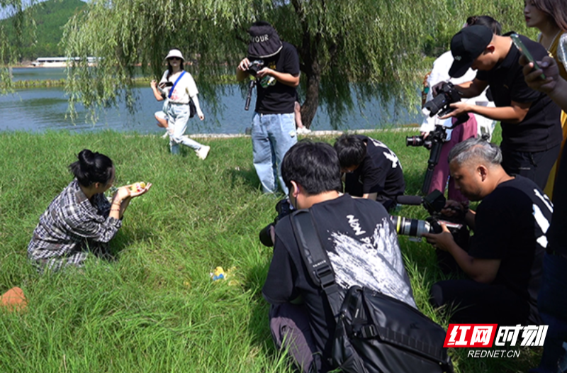 【红网时刻】网红达人齐聚临武 为临武鸭代言发声