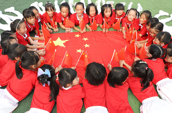 图集 | 稚手同心共祝愿