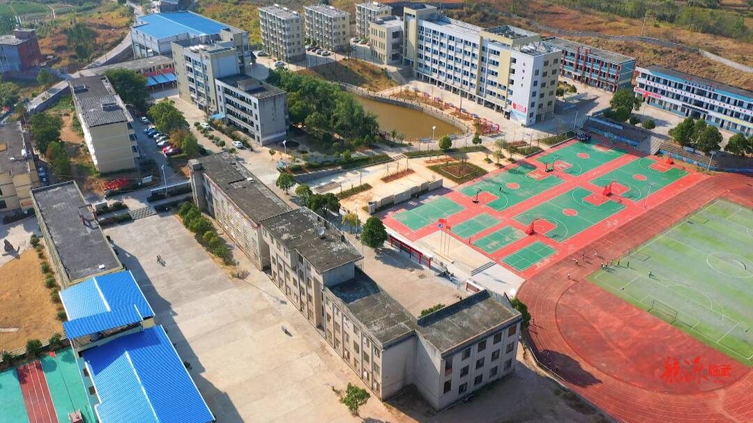 二十大时光·非凡十年｜民生改善有温度  就医就学有保障