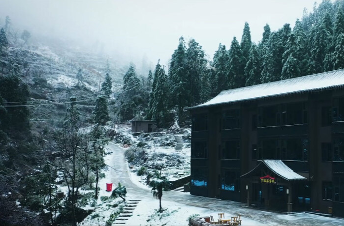 临武西瑶绿谷冰雪美景醉游人