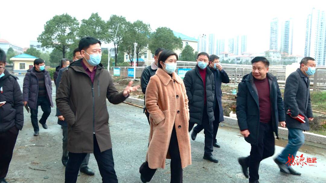 尹海莲督导调研疫情防控、应对低温雨雪天气工作