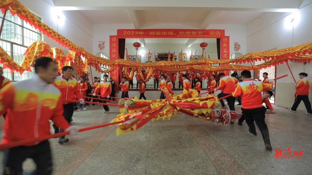 新春走基层｜麦市：舞跳龙 迎新春
