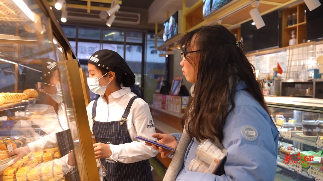 稳经济 促发展 强信心｜前“兔”似锦！临武县餐饮行业“满血归来”
