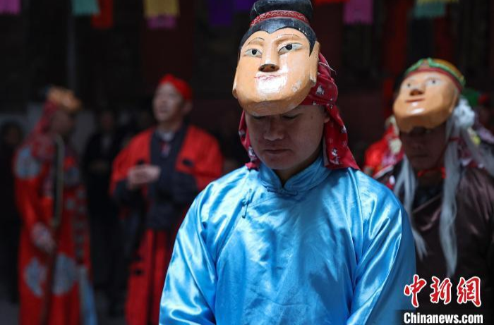 【中国新闻网】湖南临武县民俗“临武傩戏” 演绎神秘楚巫文化