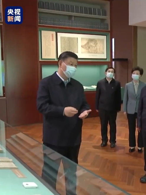 习近平在北京考察中国国家版本馆和中国历史研究院，出席文化传承发展座谈会并发表重要讲话