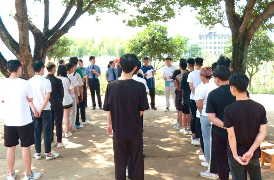 临武、北湖、宜章未成年帮教对象共同开展劳动实践与法治教育活动