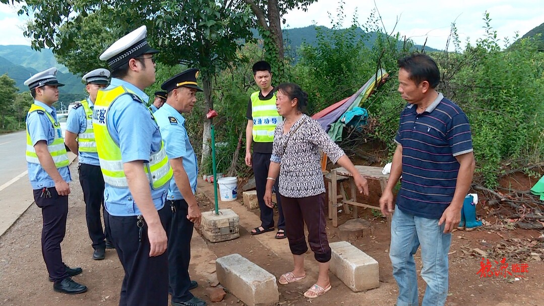 整治交通问题顽瘴痼疾｜整治果农占道经营 维护道路交通安全