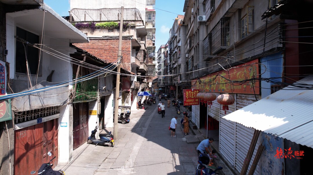 政协视角 | 为老城区“蜘蛛网”拧上“安全绳”