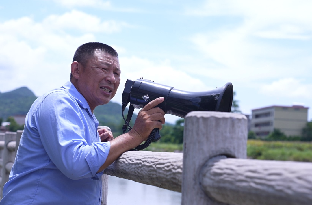 临武好人 | 贺文权：小喇叭喊出“大安全”