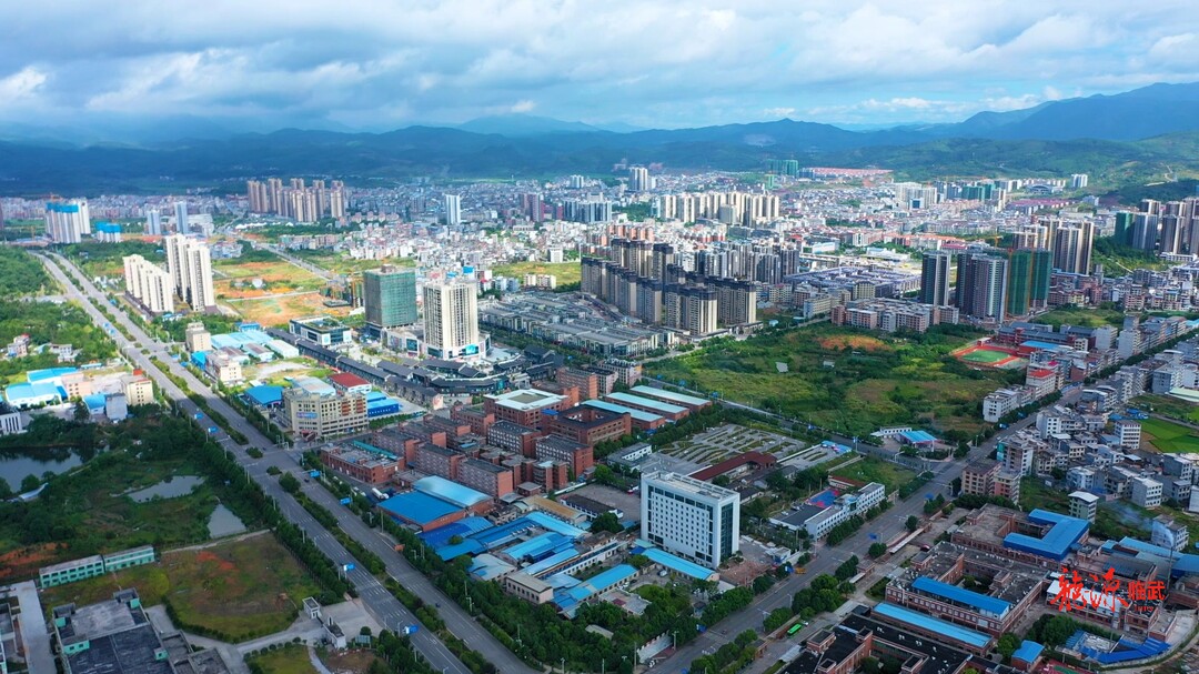 打好“发展六仗”｜临武县上半年固定资产投资同比增长3.3%