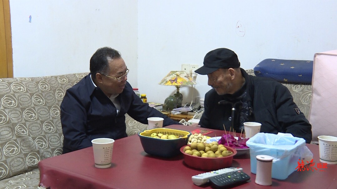 我们的节日·重阳｜刘杨看望慰问离休老干部