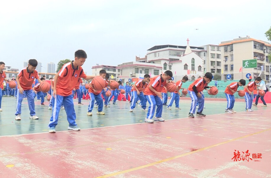 临武县六完小：“双减”同行 体育赋能