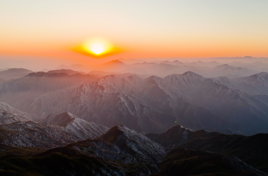 航拍临武 | 天头岭：夕阳雪景“醉”动人