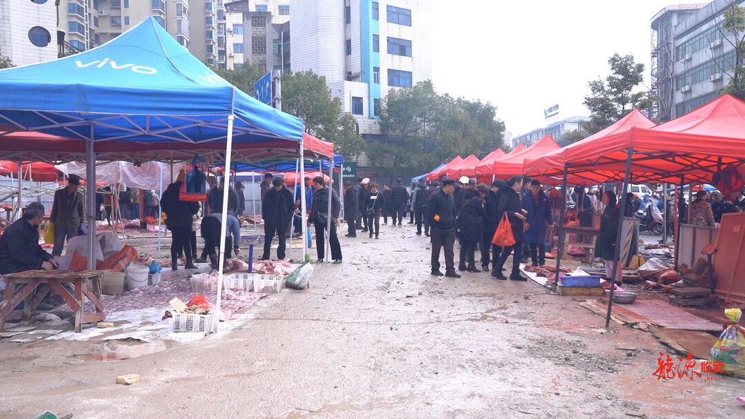 临武县设立农副产品临时销售场地