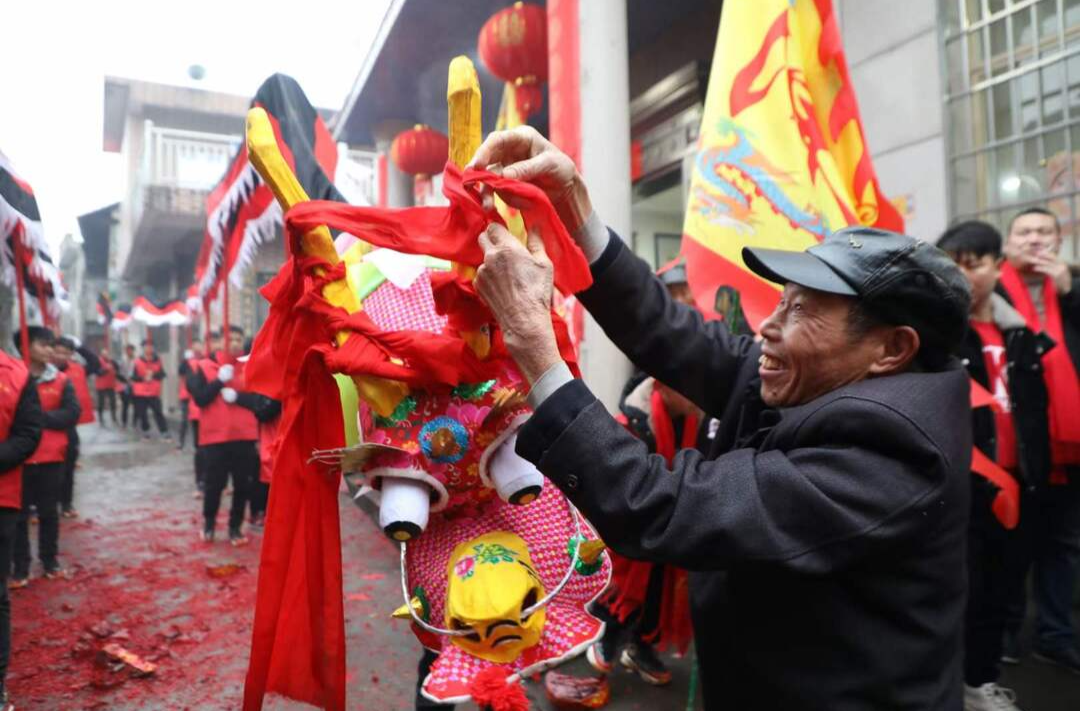 【中华网】【千年古县，龙源临武】 2024正月十五华夏微影舞龙大会