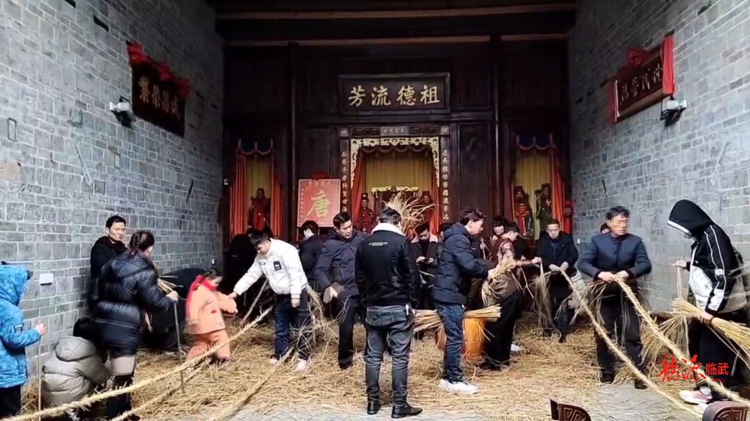 我们的节日·元宵 | 石里湾：共织"毛龙"闹元宵