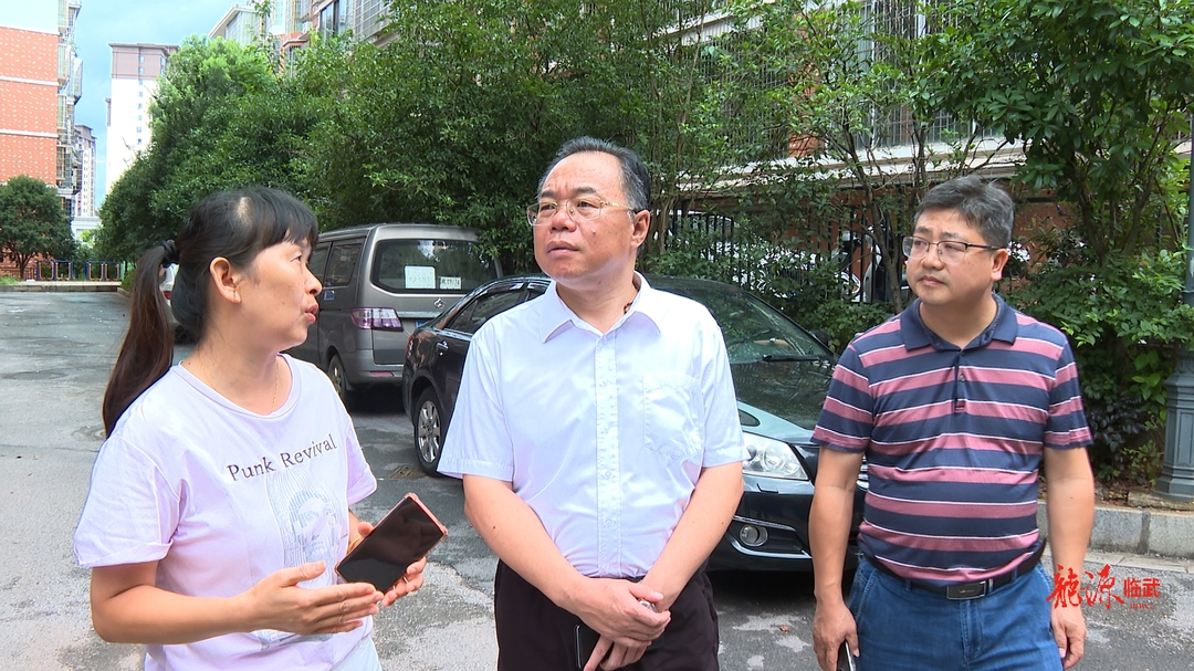 刘杨检查安全生产工作：确保人民群众生命财产安全和社会大局稳定