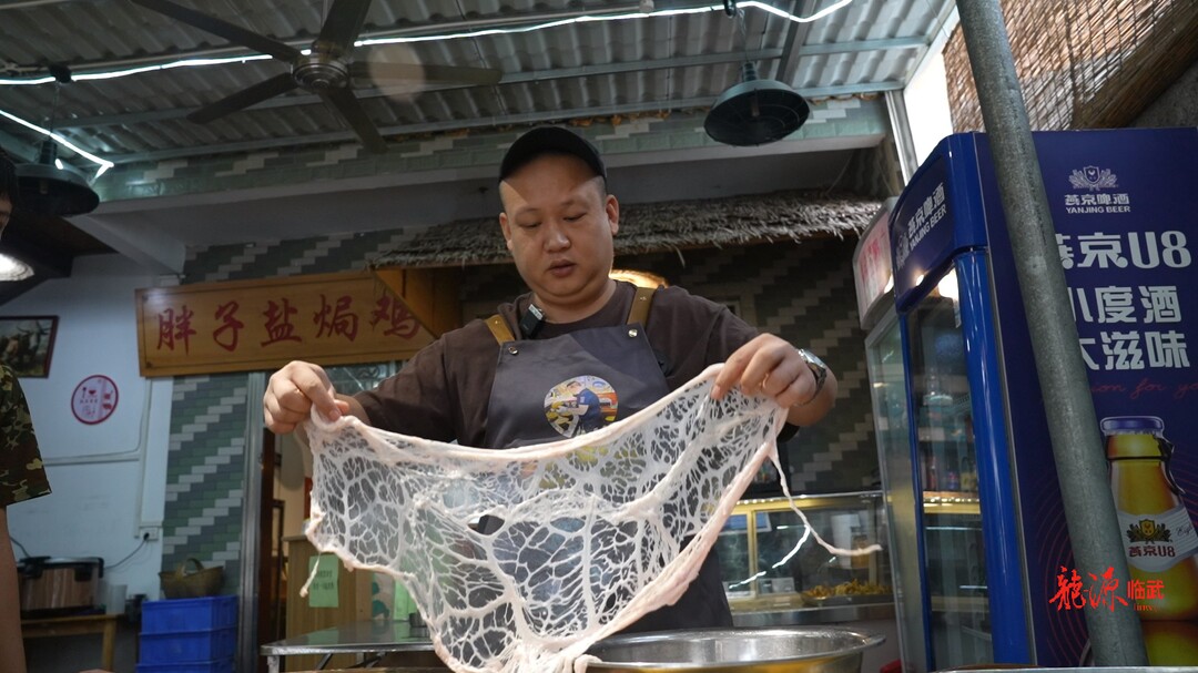 【新湖南】临武美食｜网油卷：传统工艺 味蕾传承
