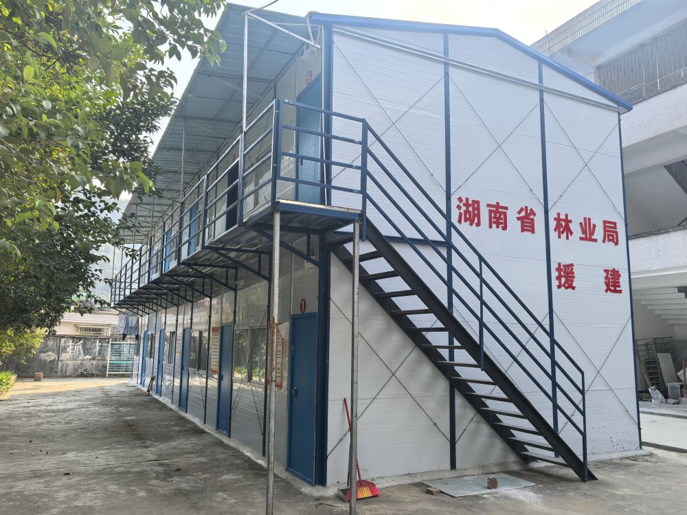新春走基层|重访资兴灾区：板房渐空 新房过冬