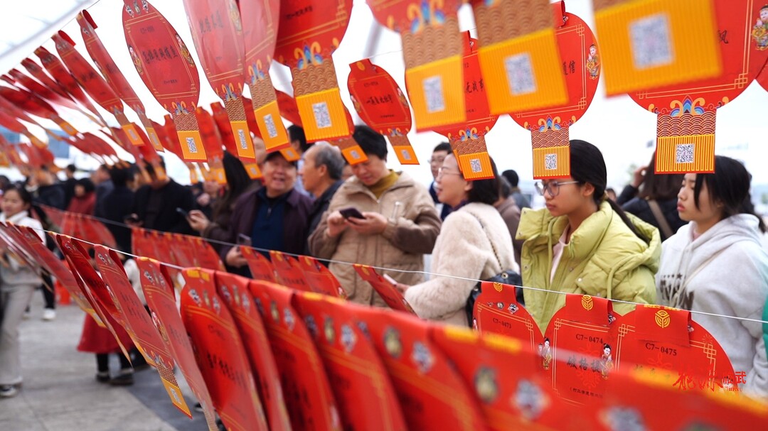 我们的节日·元宵 |  非遗闹元宵：猜灯谜 看演出 赏艺展