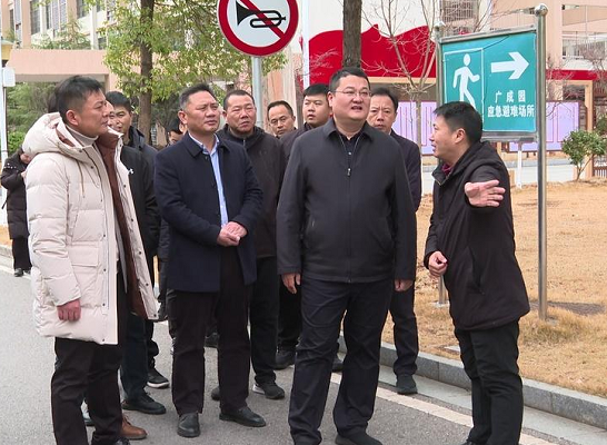 【湖南教育新闻网】临武：县长调研校园安全 全力以赴防风险