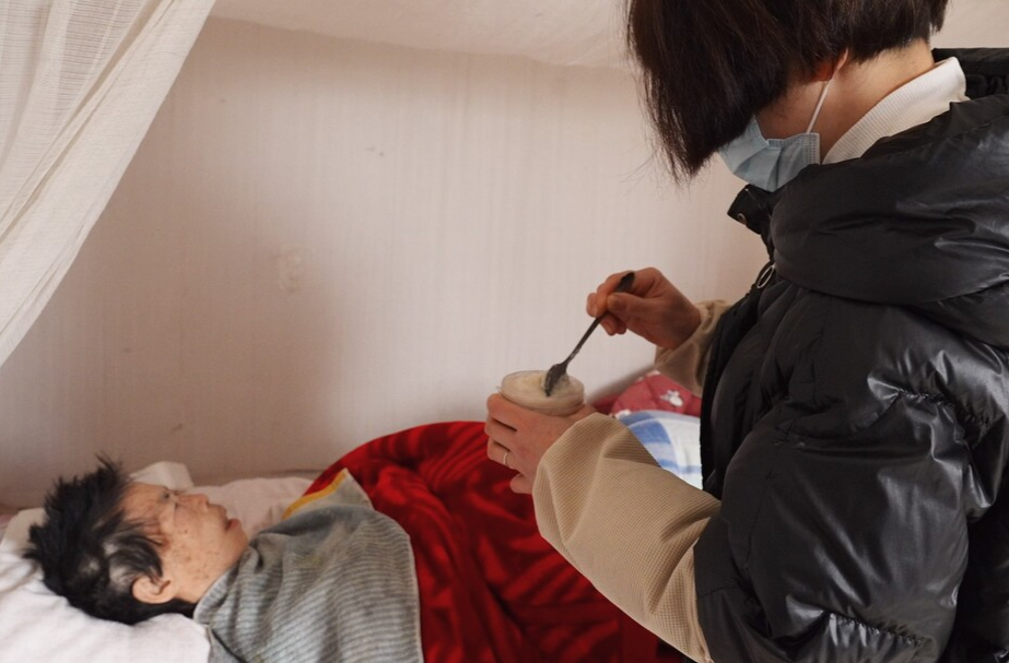 临武好人｜黄建芳：农村儿媳1800天孝心坚守  只为照顾失能公婆
