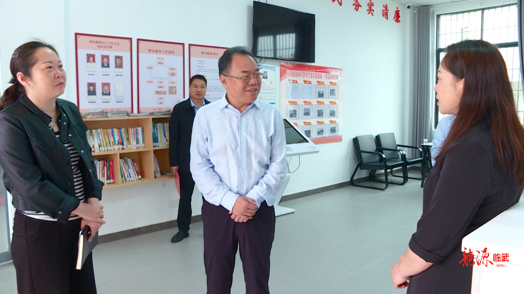 刘杨到南强镇开展“走找想促”活动并召开信访维稳工作专题研讨调度会