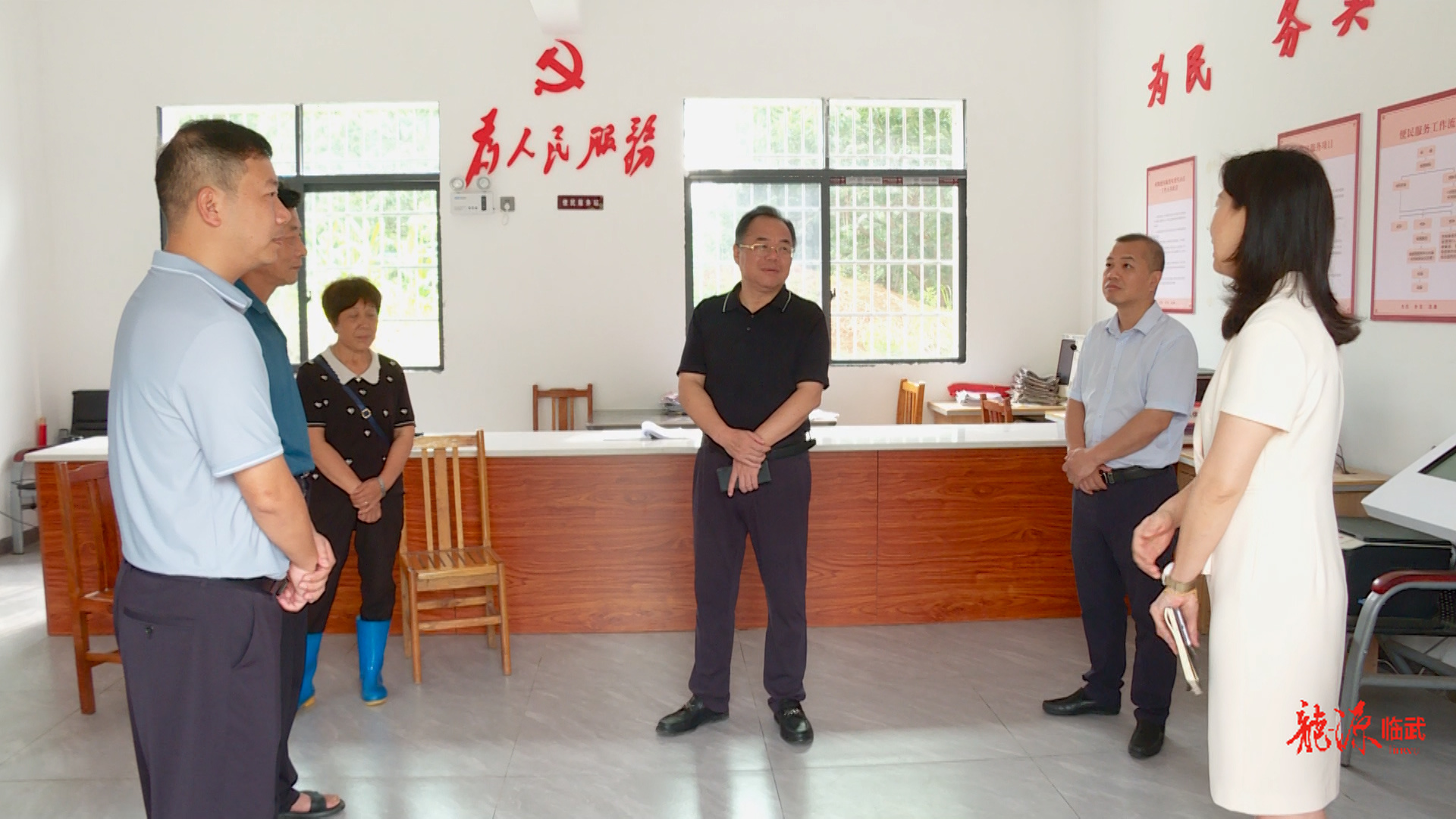 刘杨到汾市镇调研重点工作：创先争优 再建佳绩