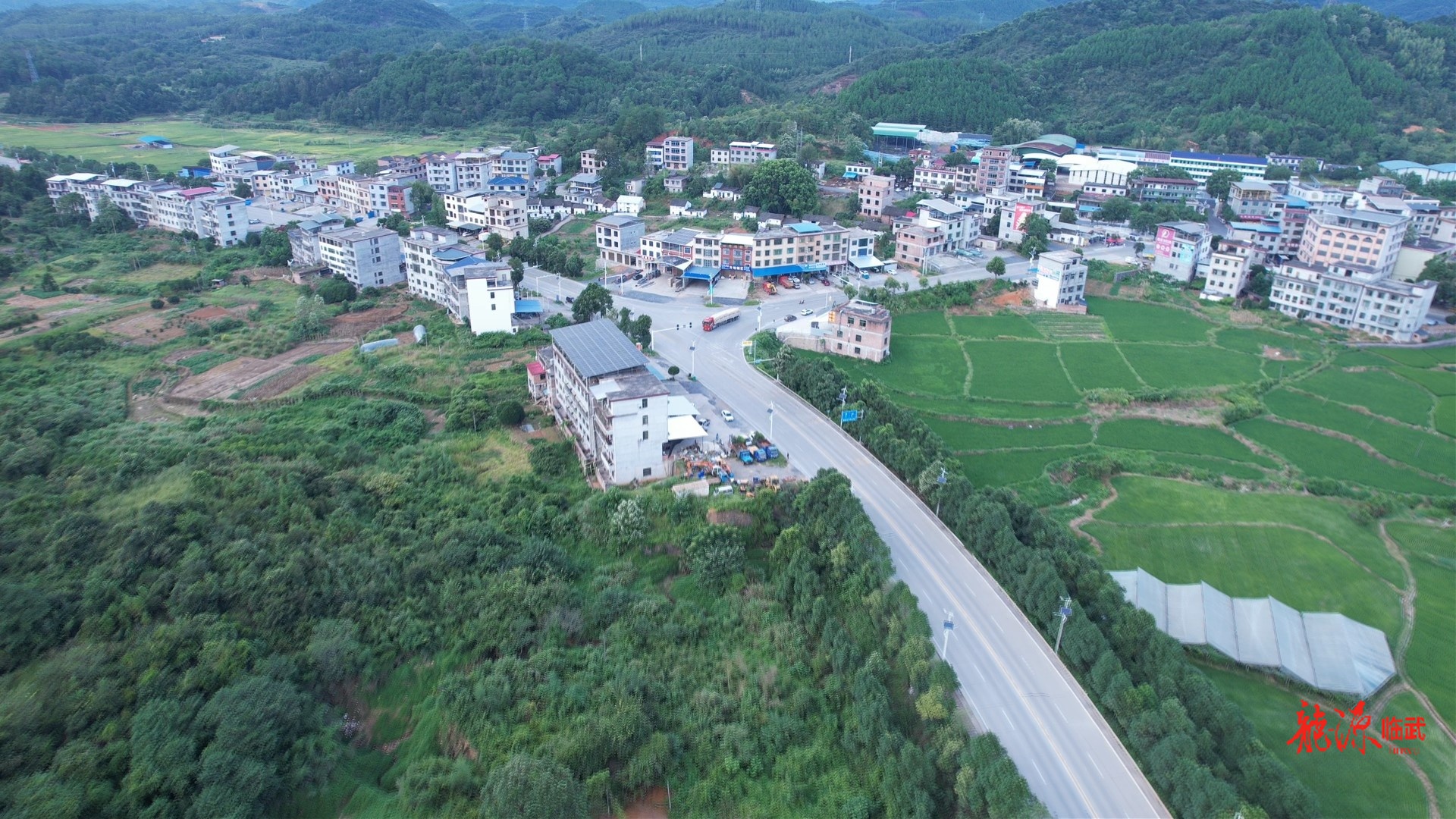 持续推进“六大新行动” 全面实施“七大攻坚”| 临武县公路建设养护中心：修好“脚下路” 助力“振兴路”