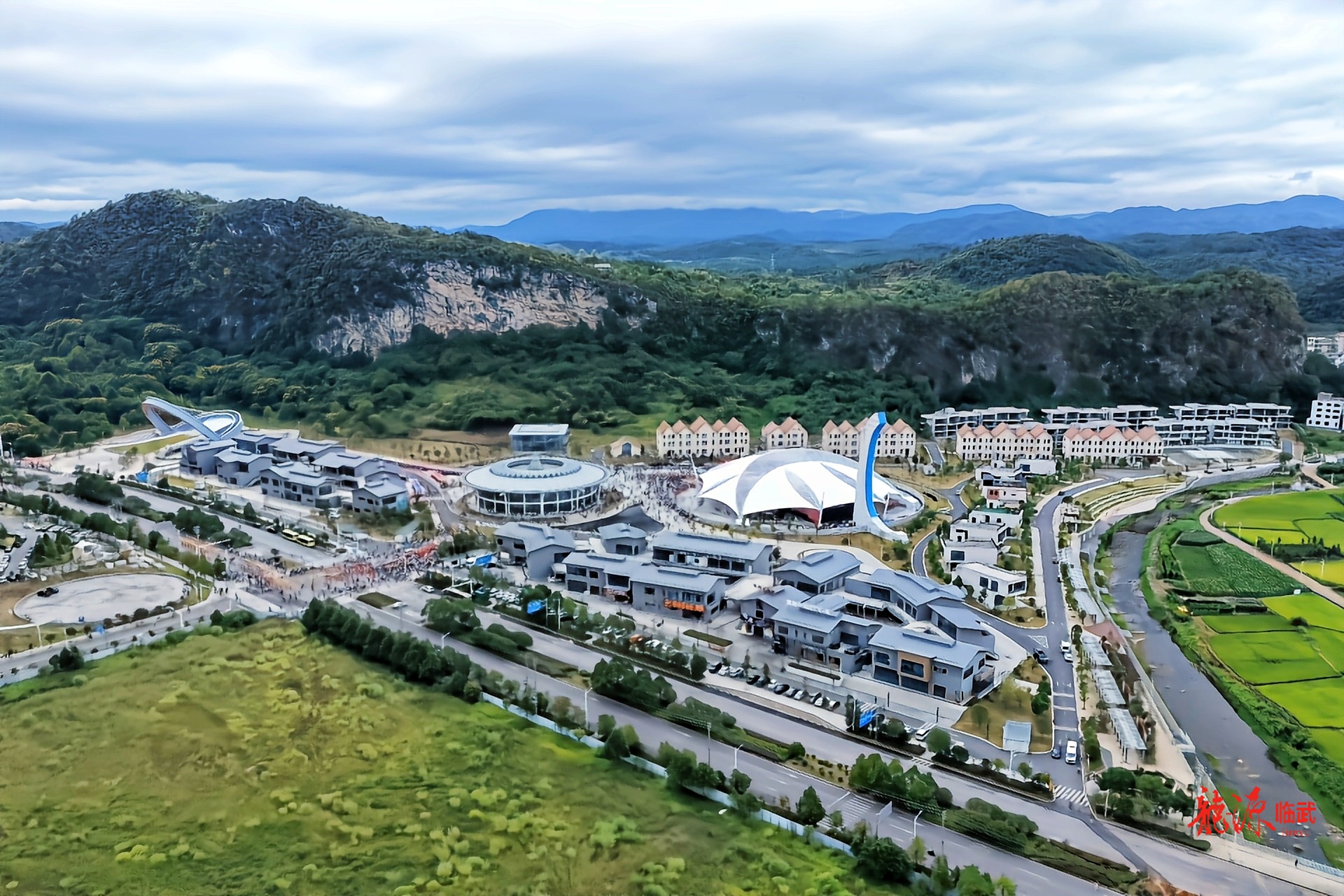 龙狮争霸“舞动临武”