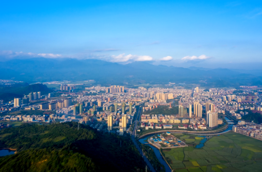 以新质生产力绘就千亿“锂”想蓝图