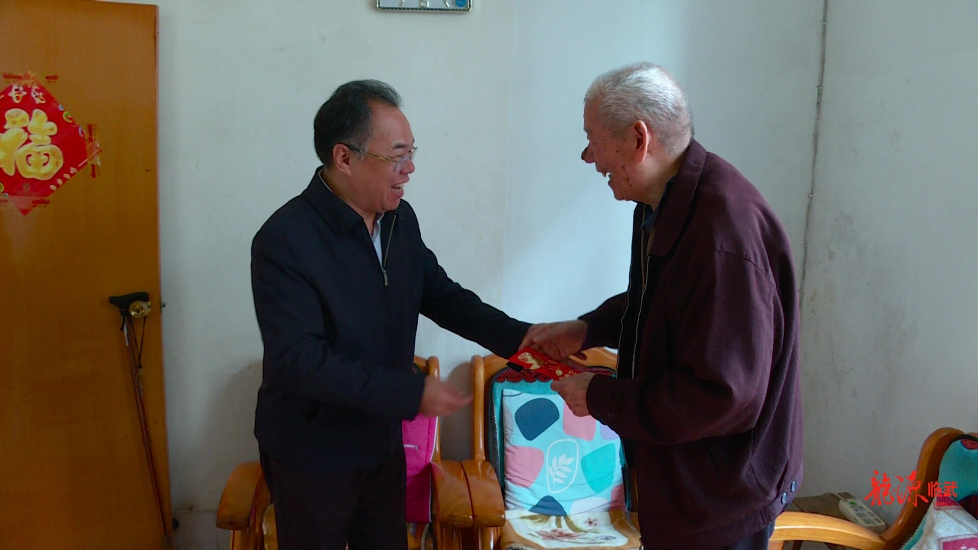 我们的节日·重阳 | 刘杨走访慰问离休老干部和高龄老人