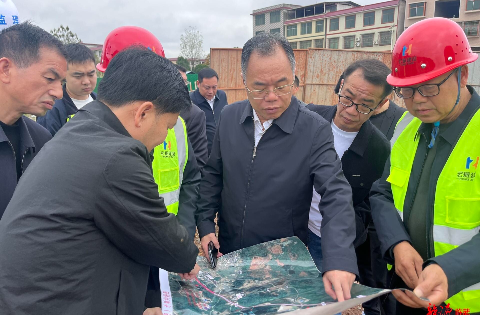 刘杨调研督导重点项目建设工作