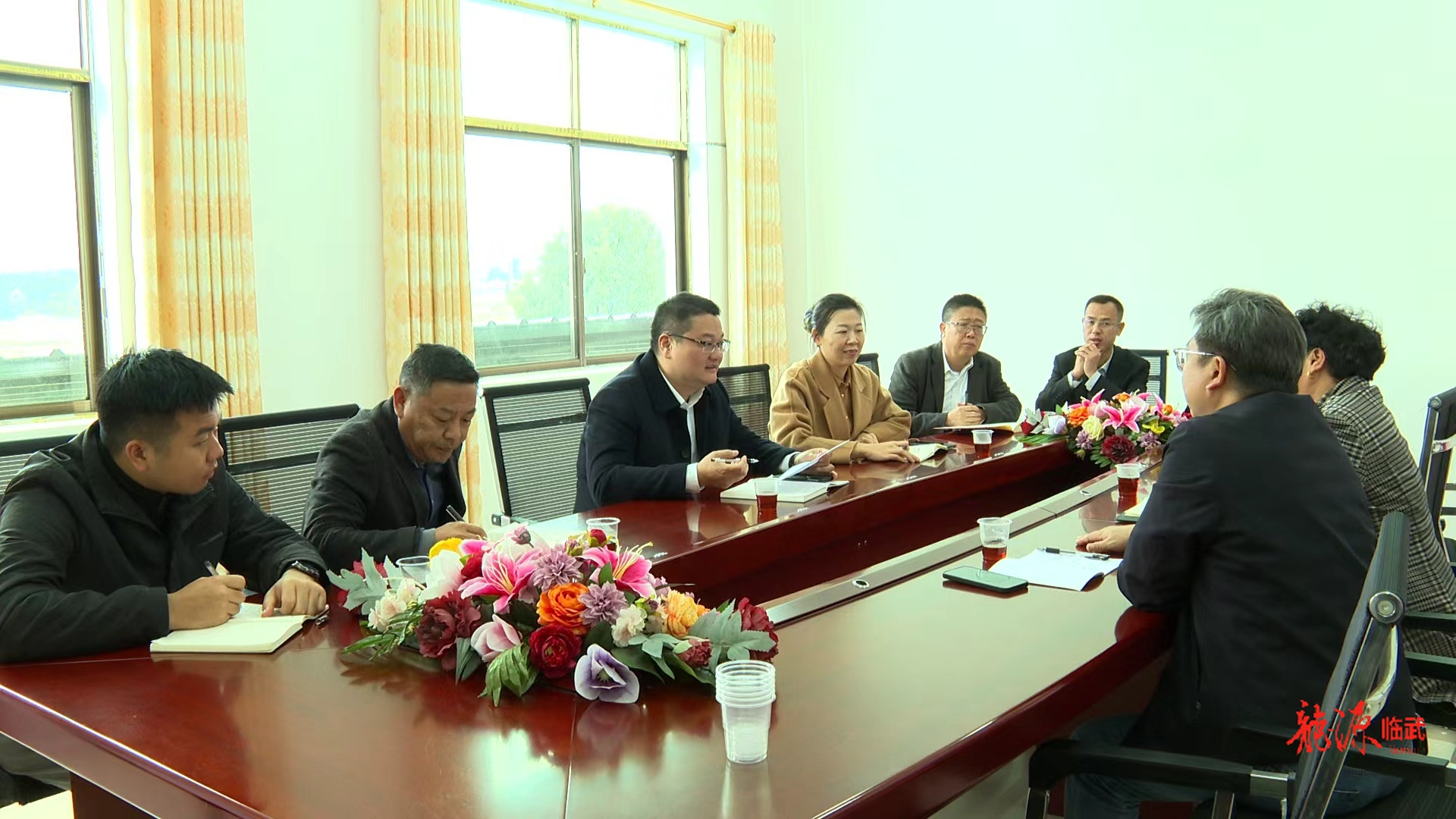 李乐到舜峰镇开展“四下基层”暨“走找想促”活动