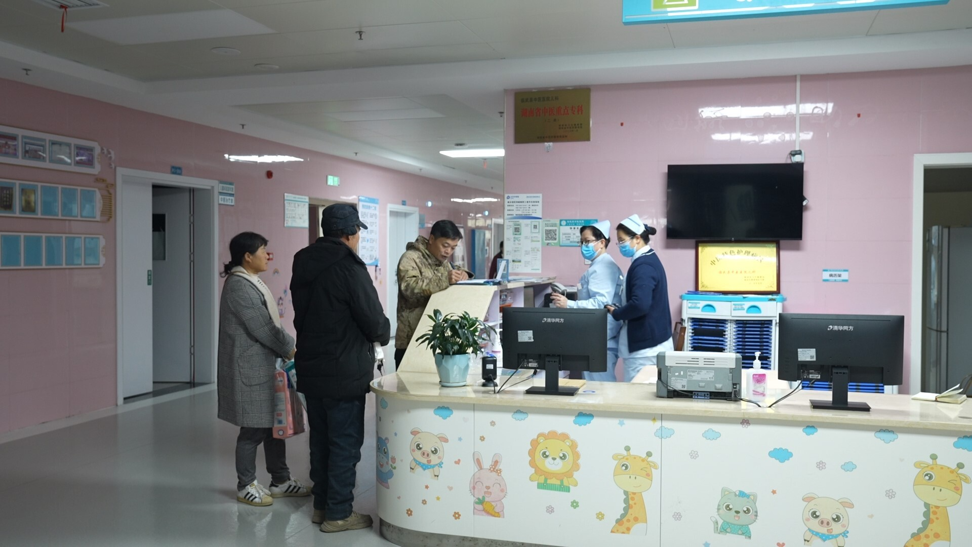 甲流来袭  专家提醒科学防治