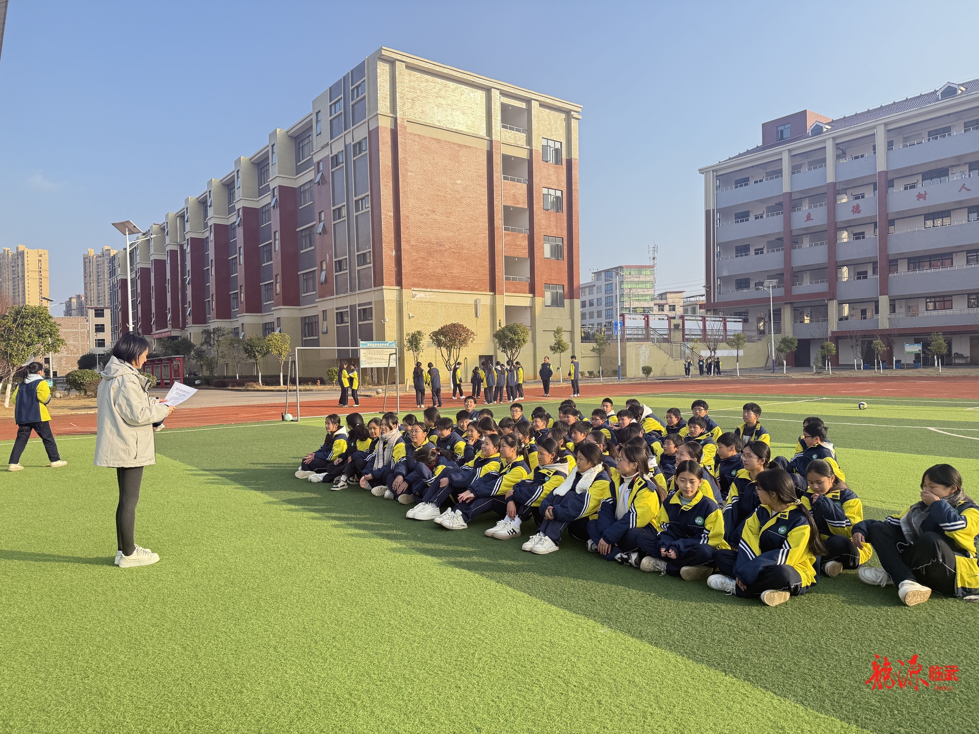 学习贯彻党的二十届四中全会精神 |  深入基层传党音 微宣讲凝聚奋进力